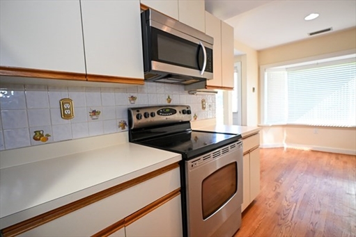 697 Hammond St, Apt 697