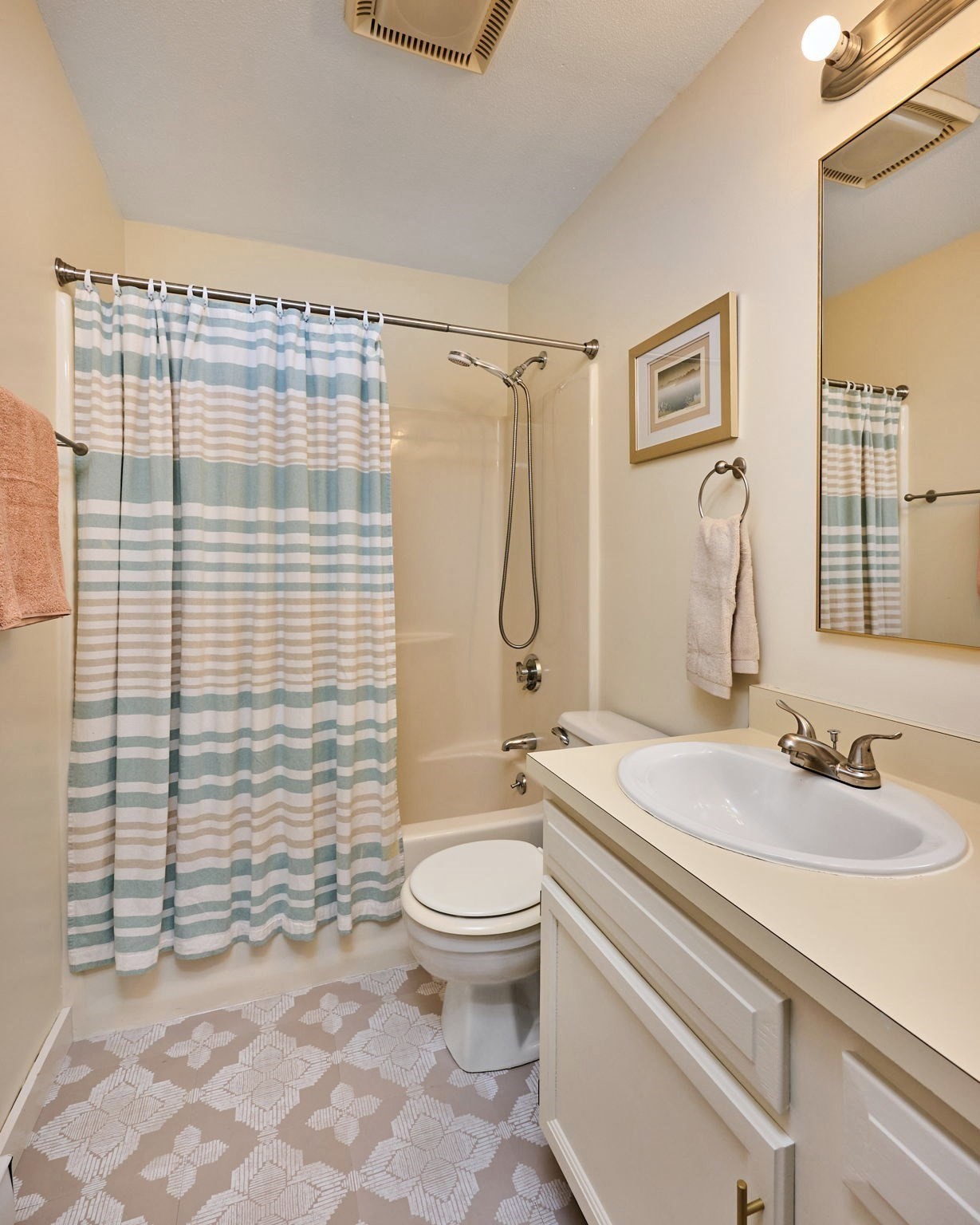 44 Evergreen Rd. Unit 302, Northampton, MA 01053 - Image 15