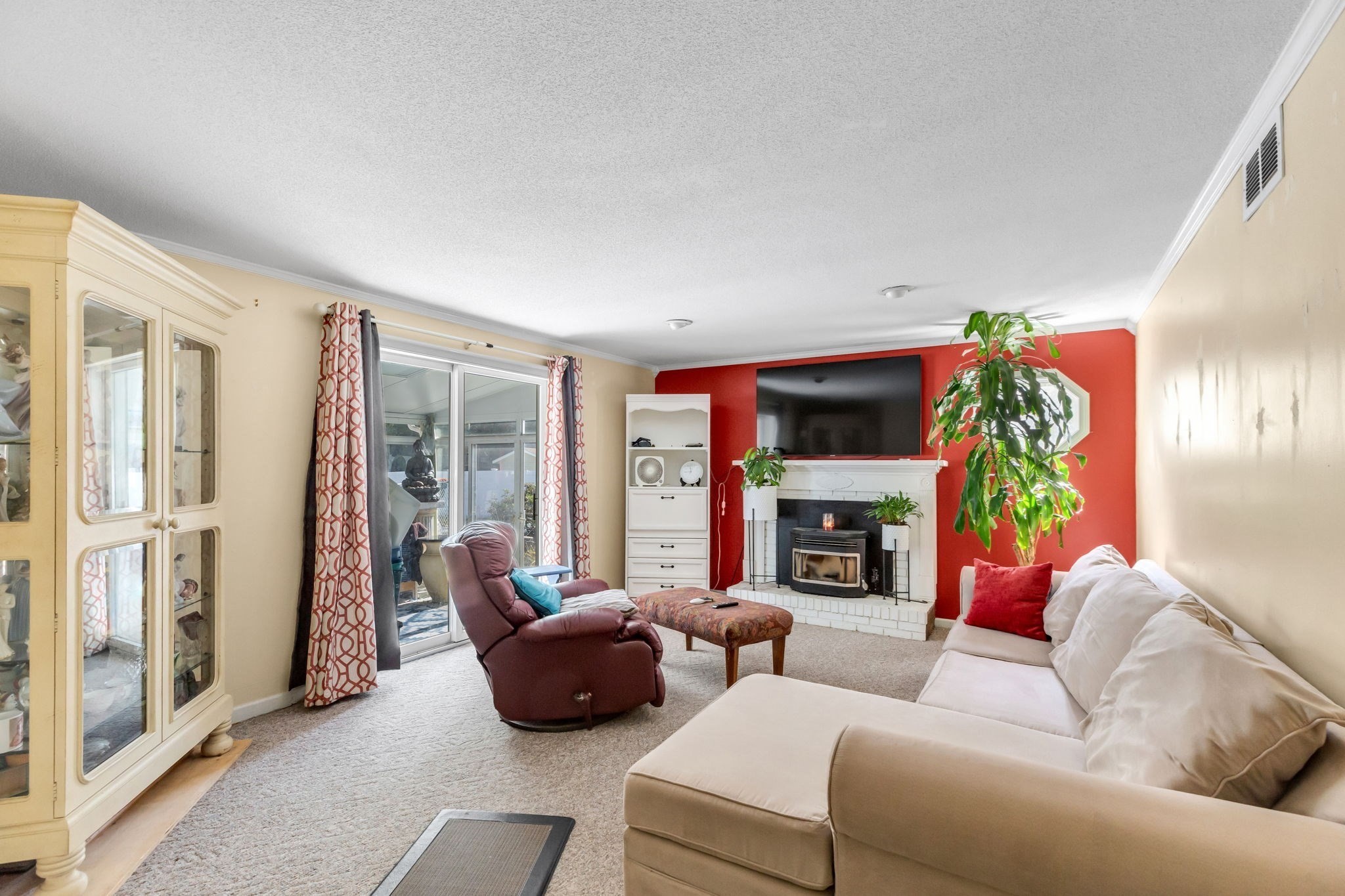 173 Colonial Dr, Ludlow, MA 01056 - Image 18