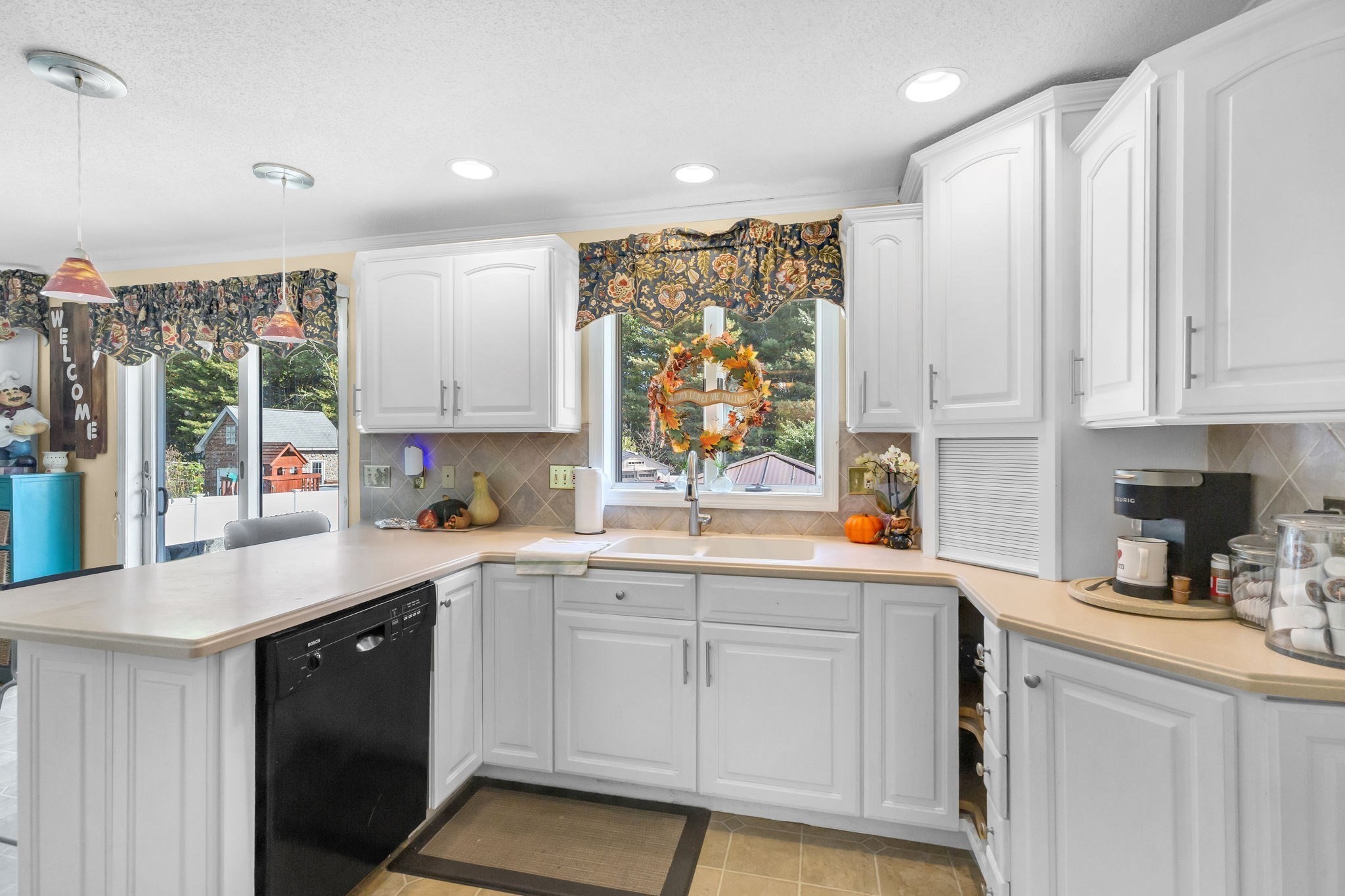 173 Colonial Dr, Ludlow, MA 01056 - Image 9