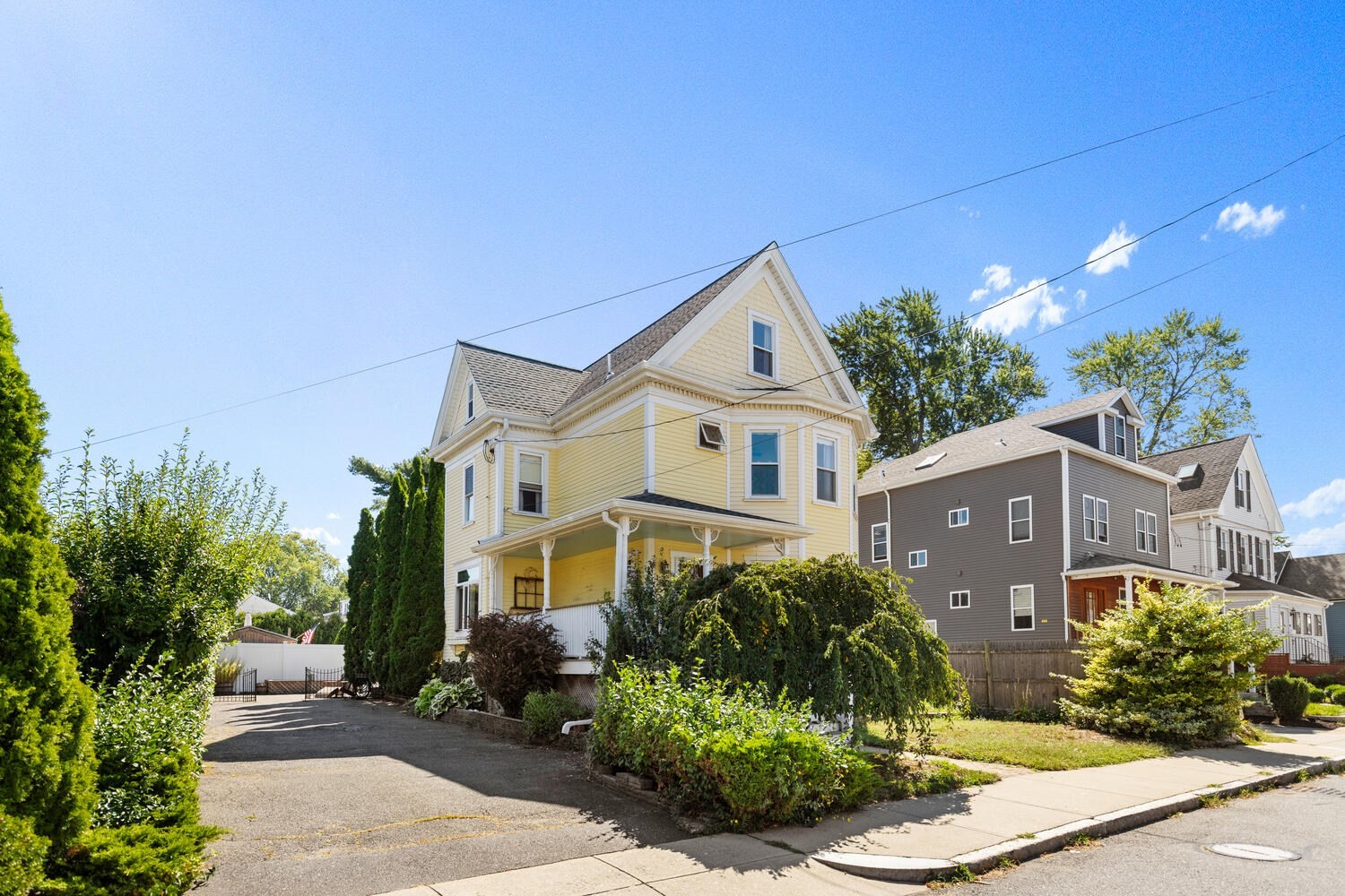 83 Court St, Medford, MA 02155