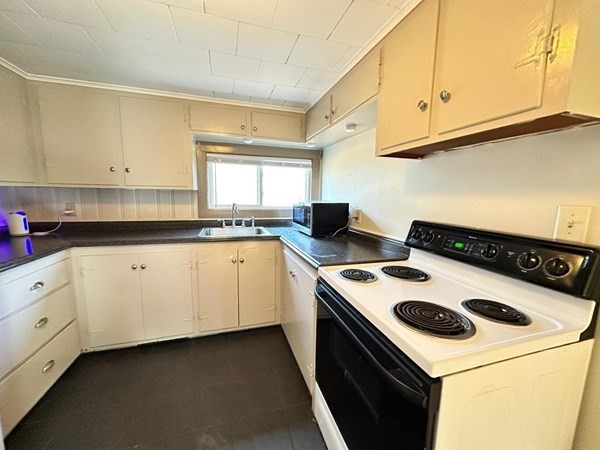 91 W Main St, West Brookfield, MA 01585 - Image 2