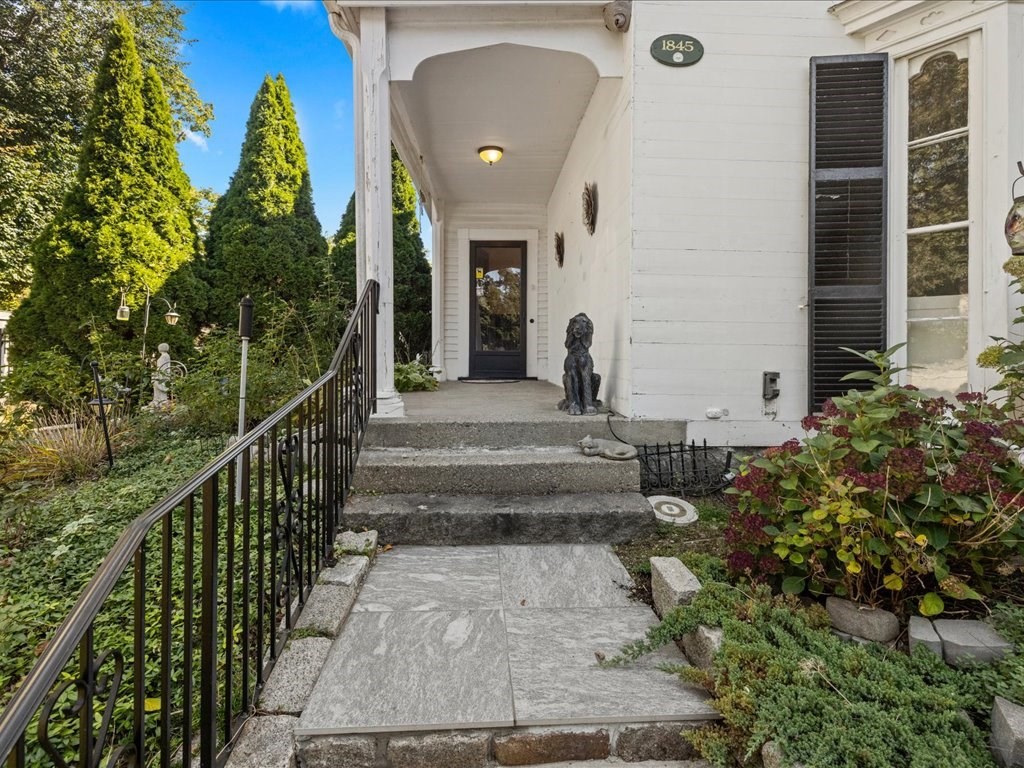 92 Old River Place, Dedham, MA 02026 - Image 8