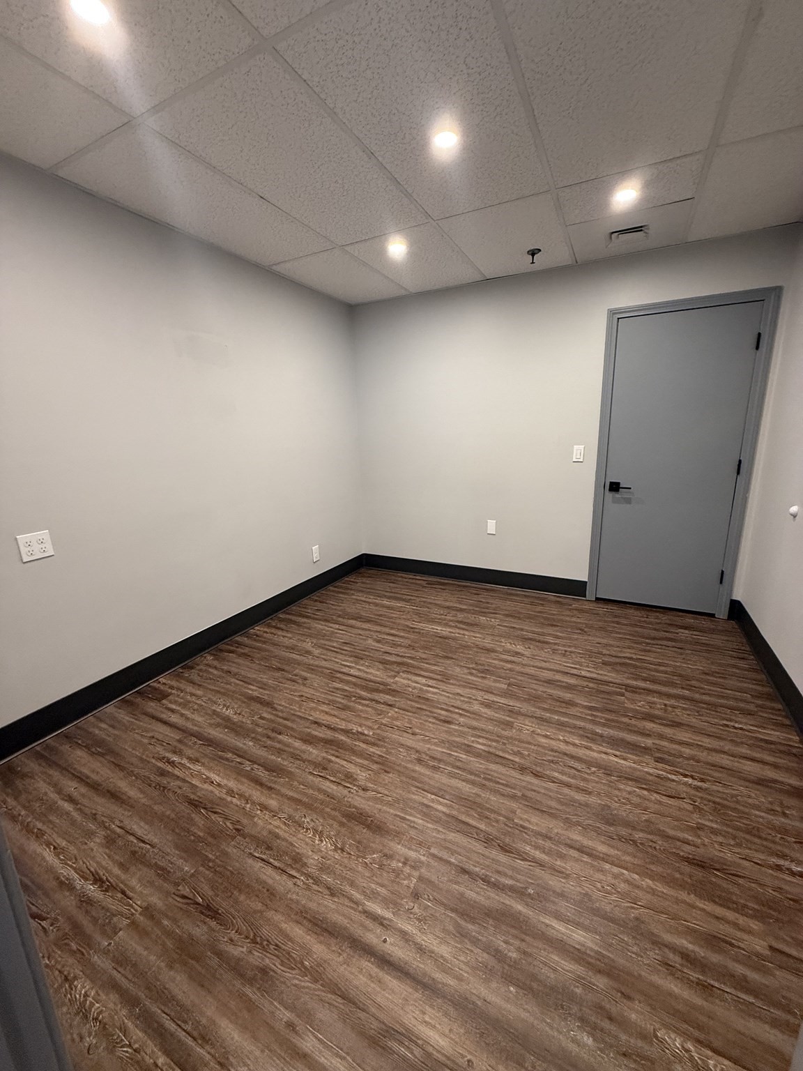 649 Oak Street, East Bridgewater, MA 02333 - Image 3