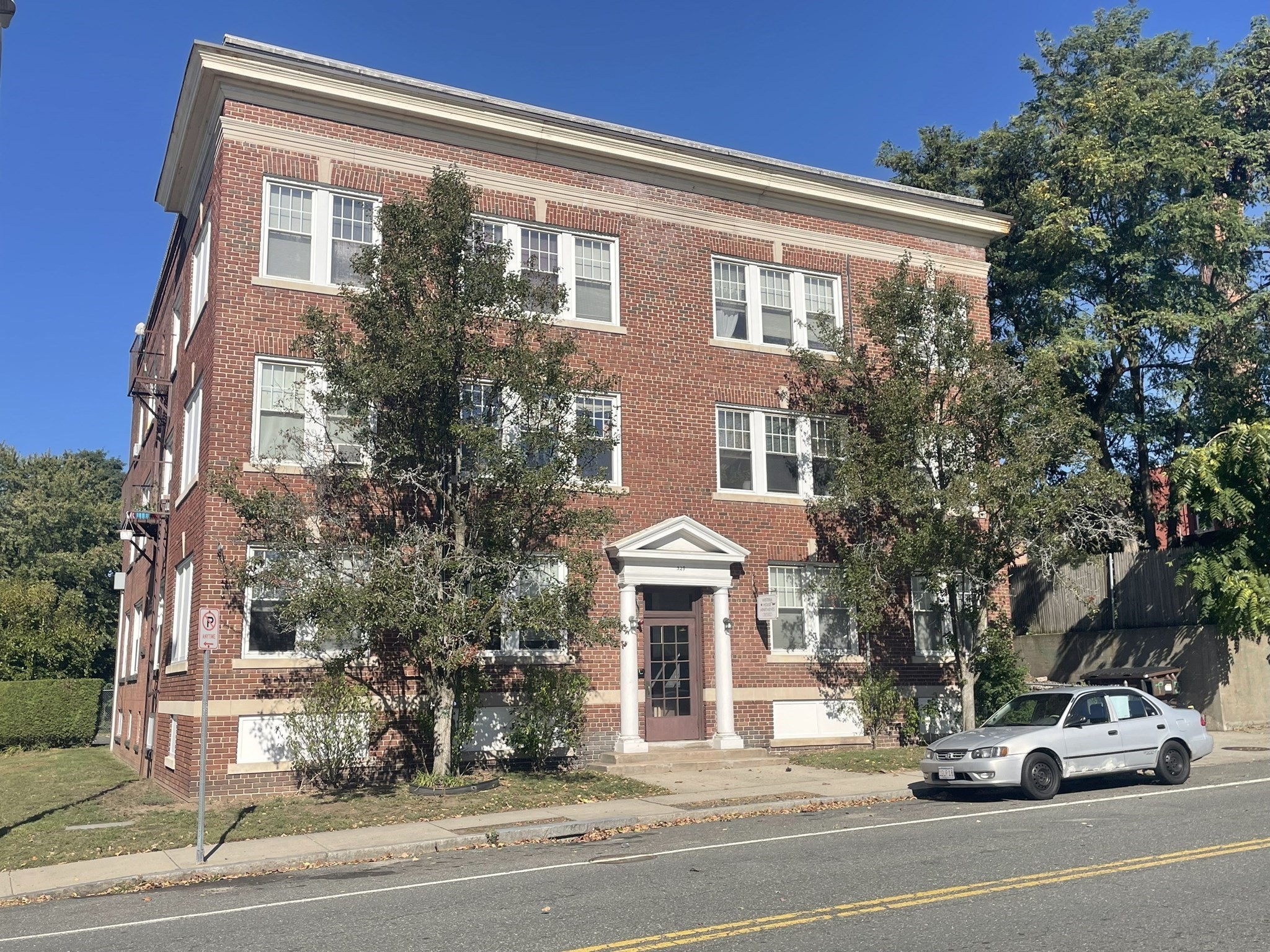 329 Beech Street, Holyoke, MA 01040 - Image 1