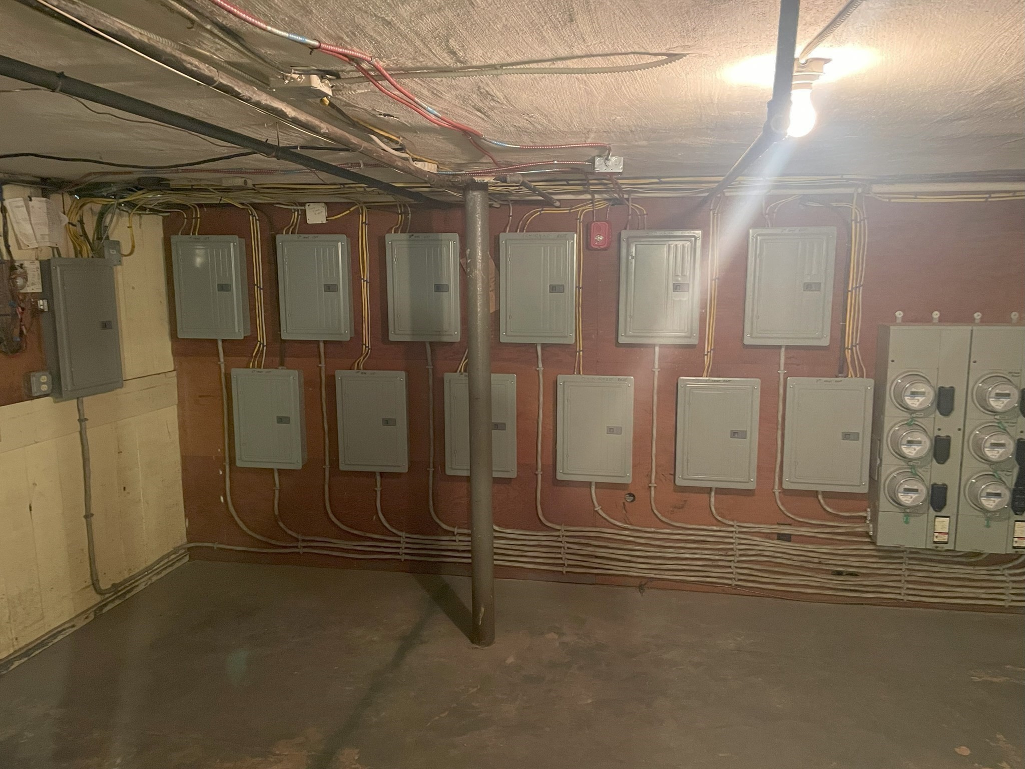 329 Beech Street, Holyoke, MA 01040 - Image 13