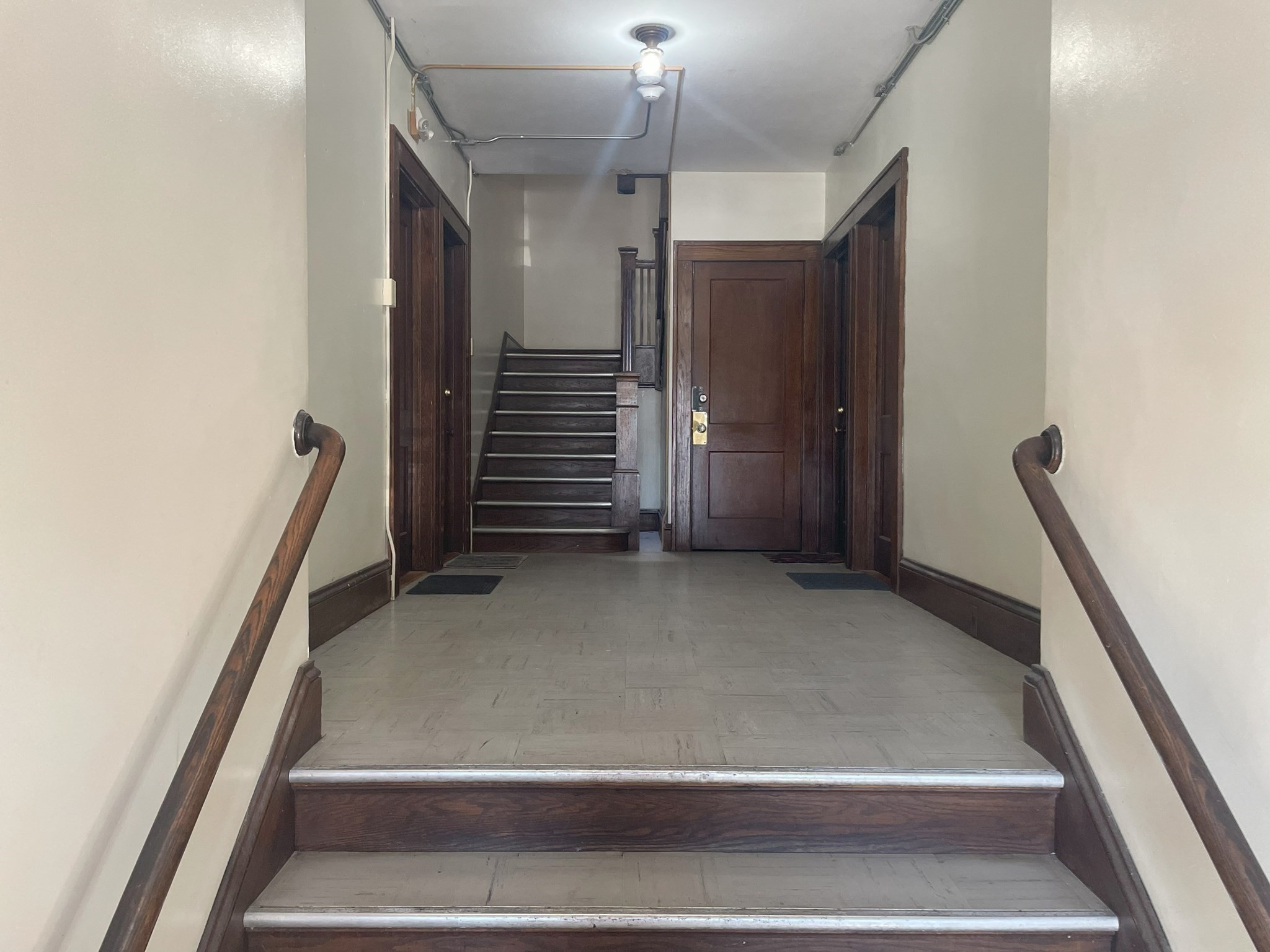 329 Beech Street, Holyoke, MA 01040 - Image 7