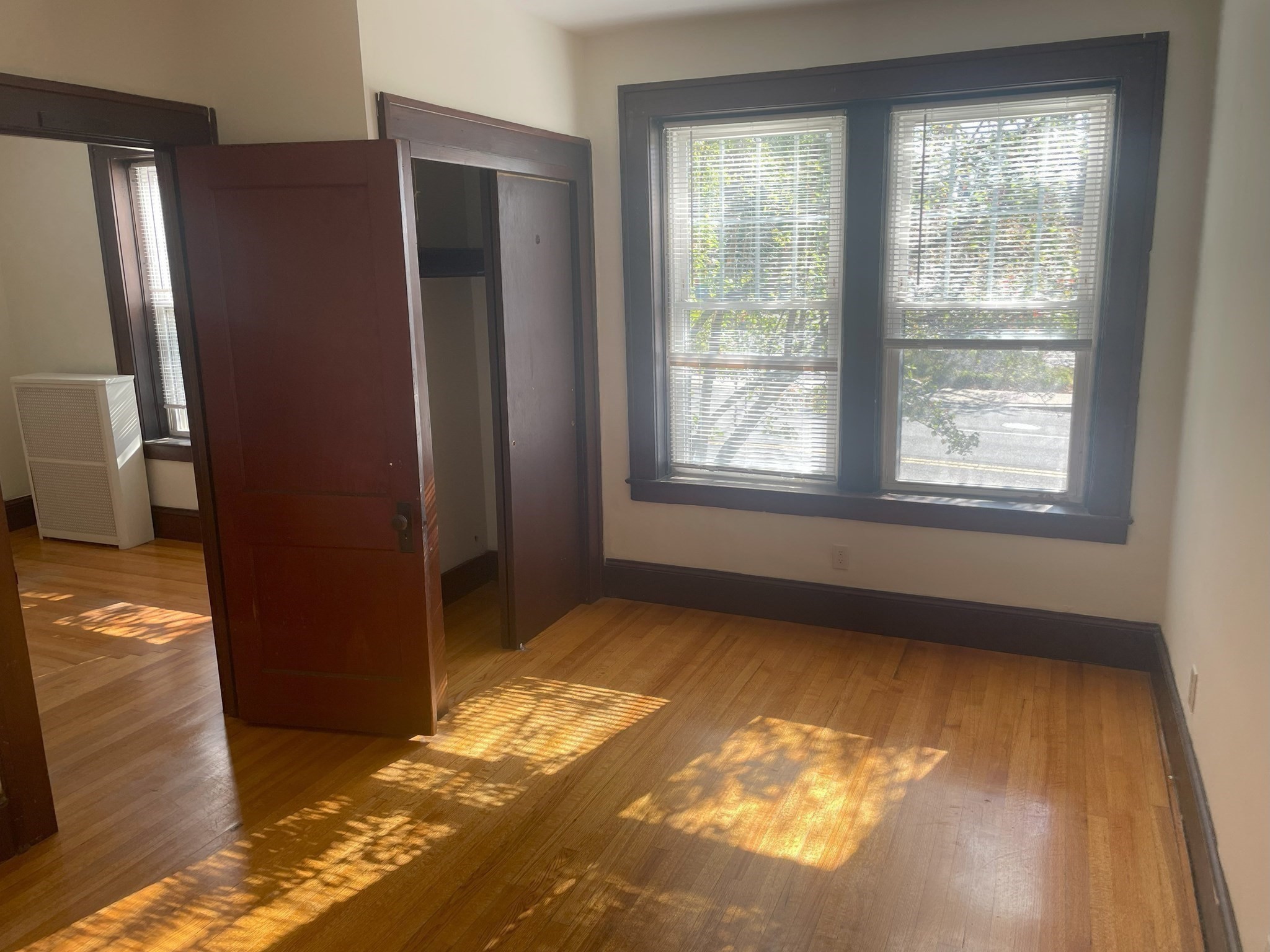 329 Beech Street, Holyoke, MA 01040 - Image 9