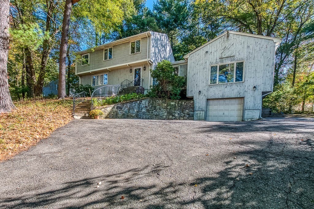 10 Trayer Road, Canton, MA 02021