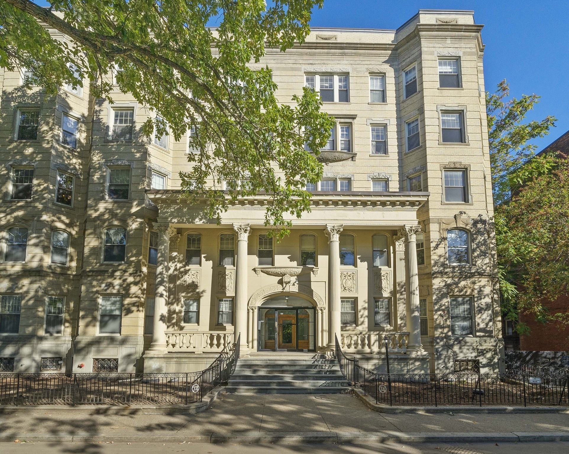 74 Fenway Unit 35, Symphony, Boston, MA 02115