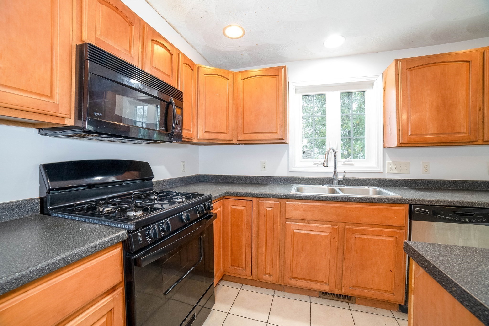 41 Mohave Road, Worcester, MA 01606 - Image 10