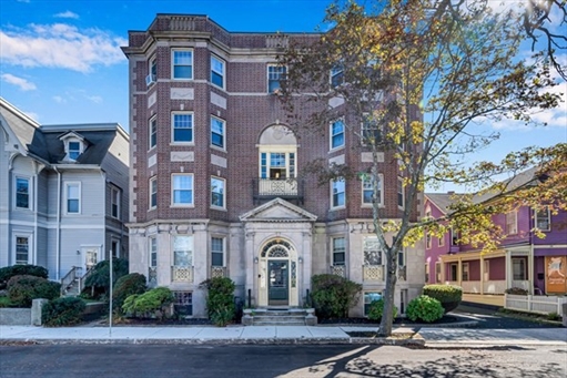 20 Chestnut St, Apt 205