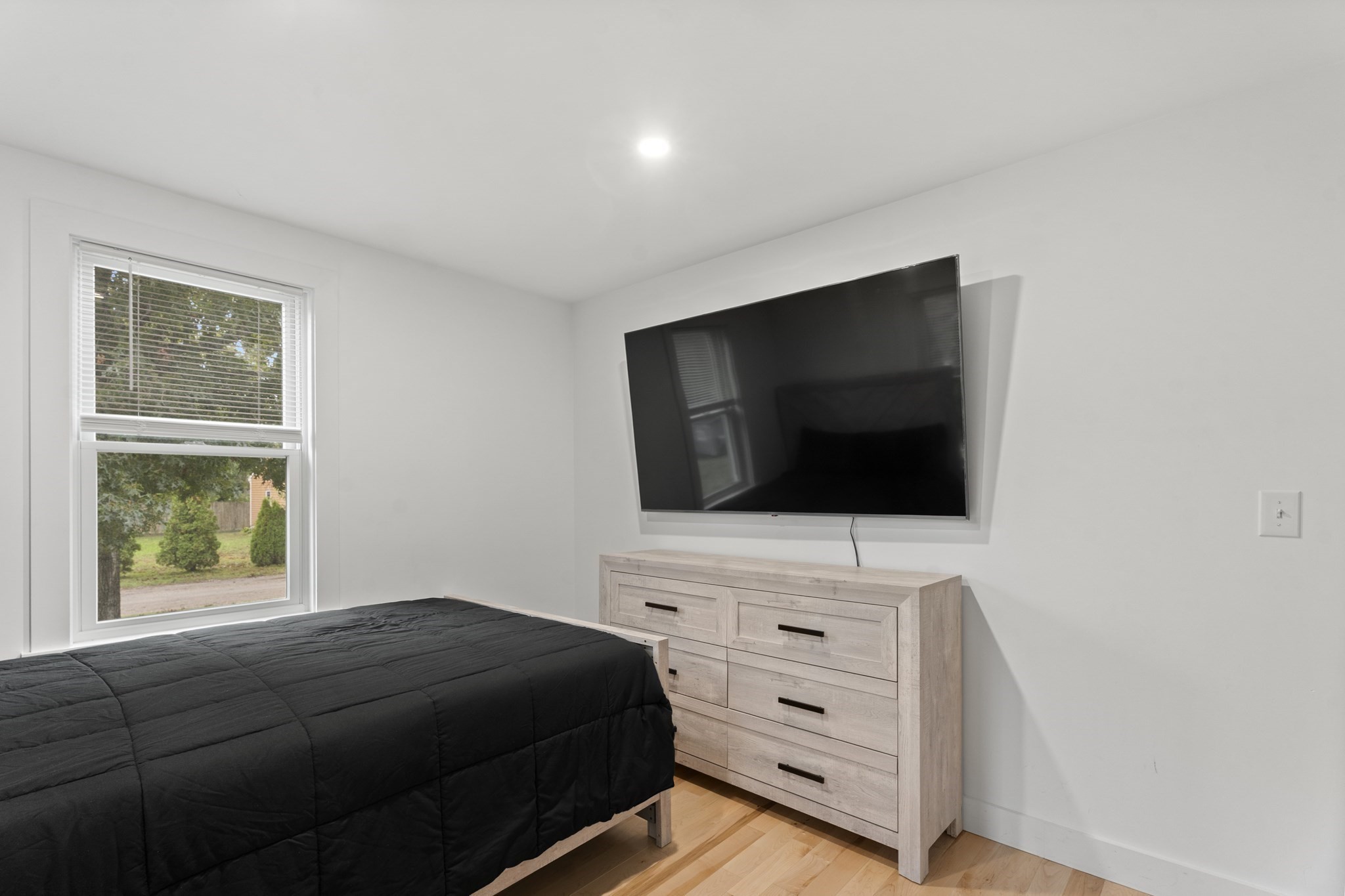 9 Theroux Dr, Falmouth, MA 02536 - Image 13