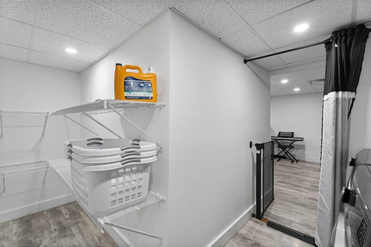 9 Theroux Dr, Falmouth, MA 02536 - Image 18