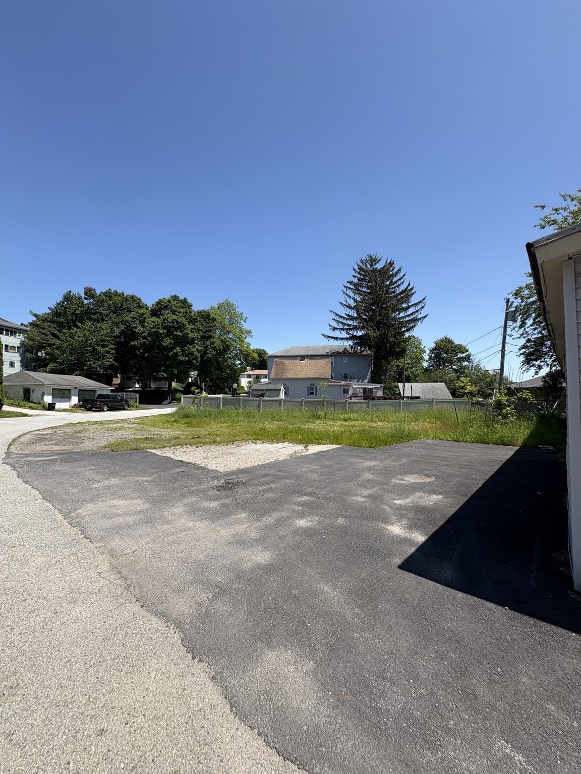 6 Burton, Worcester, MA 01607 - Image 3