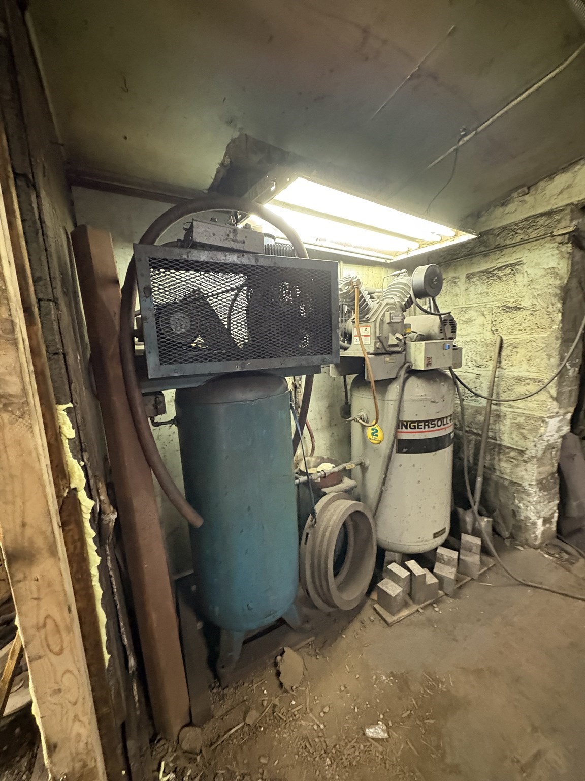 6 Burton, Worcester, MA 01607 - Image 28