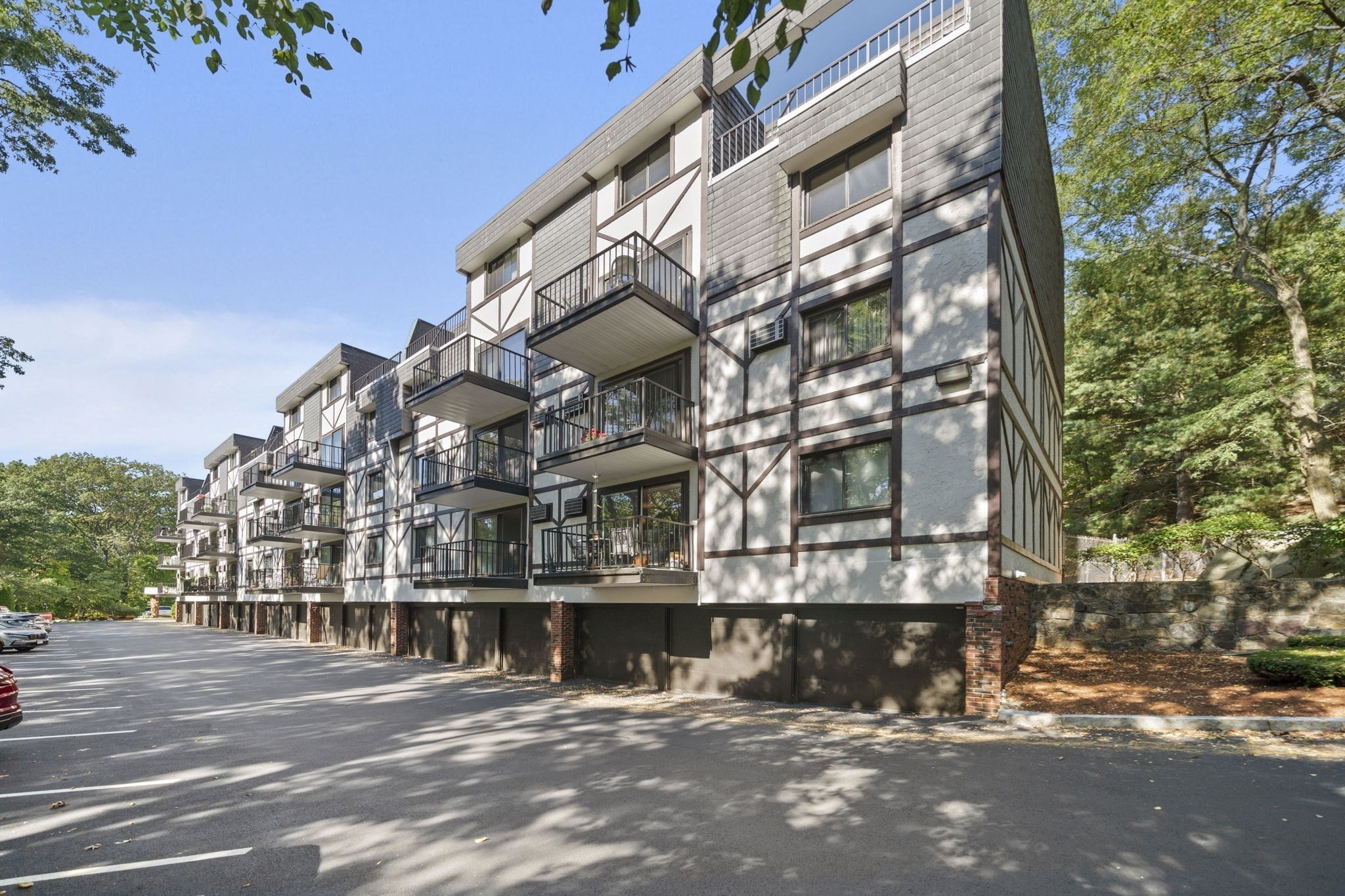 9 Broadway Unit 305, Saugus, MA 01906 - Image 2