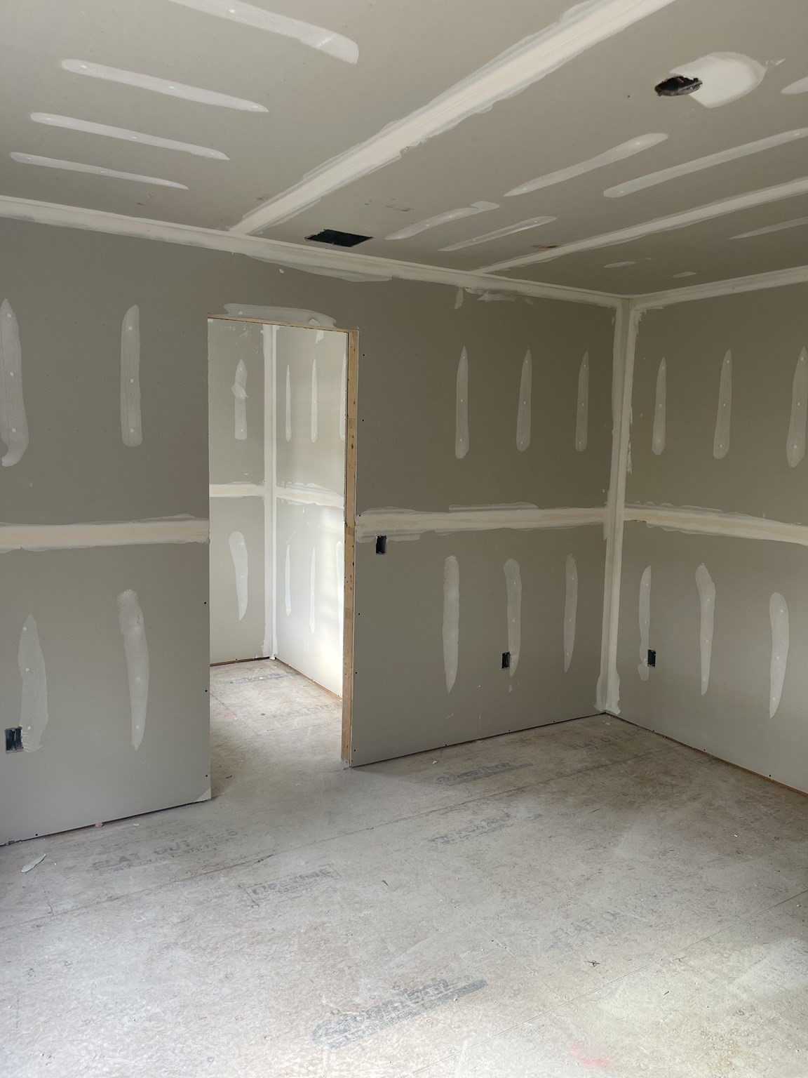 517 South Washington St, Belchertown, MA 01007 - Image 12