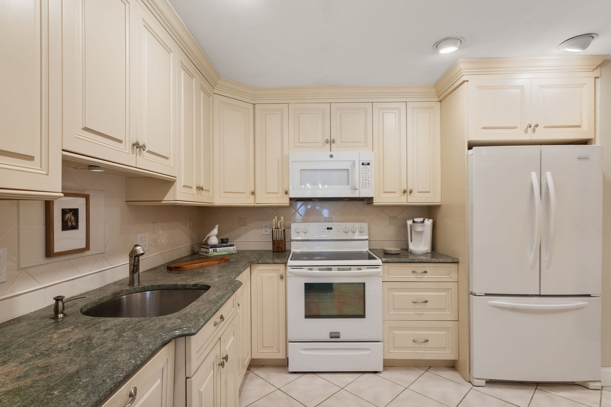 160 Pine Street Unit 12, Newton, MA 02466 - Image 6