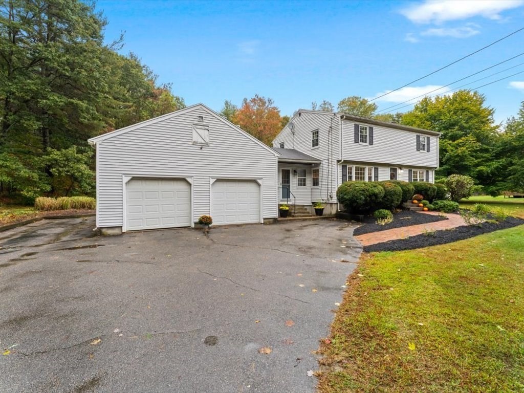 33 Daniels St, Franklin, MA 02038 - Image 2