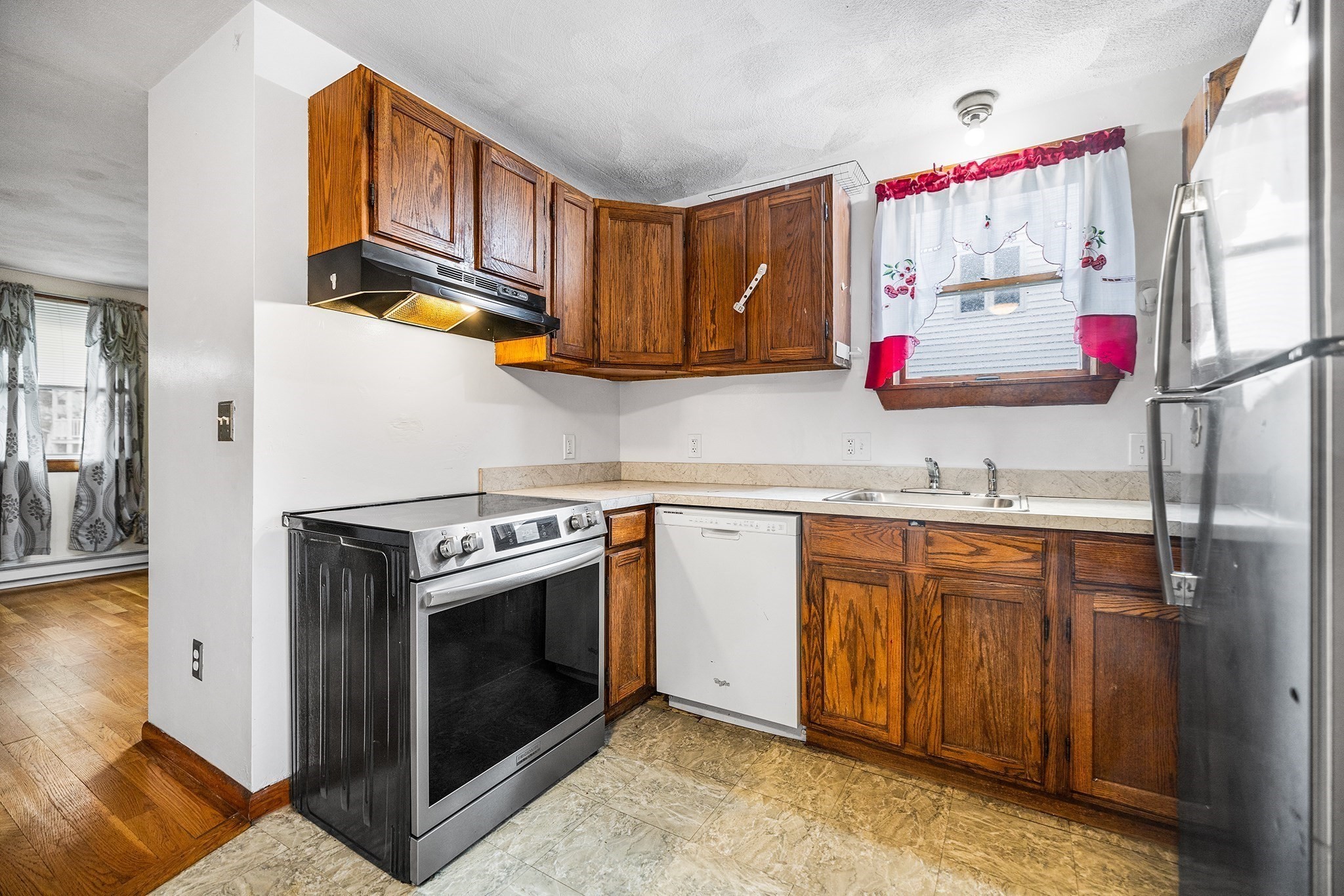 21 Hillside Avenue Unit 21, Everett, MA 02149 - Image 6