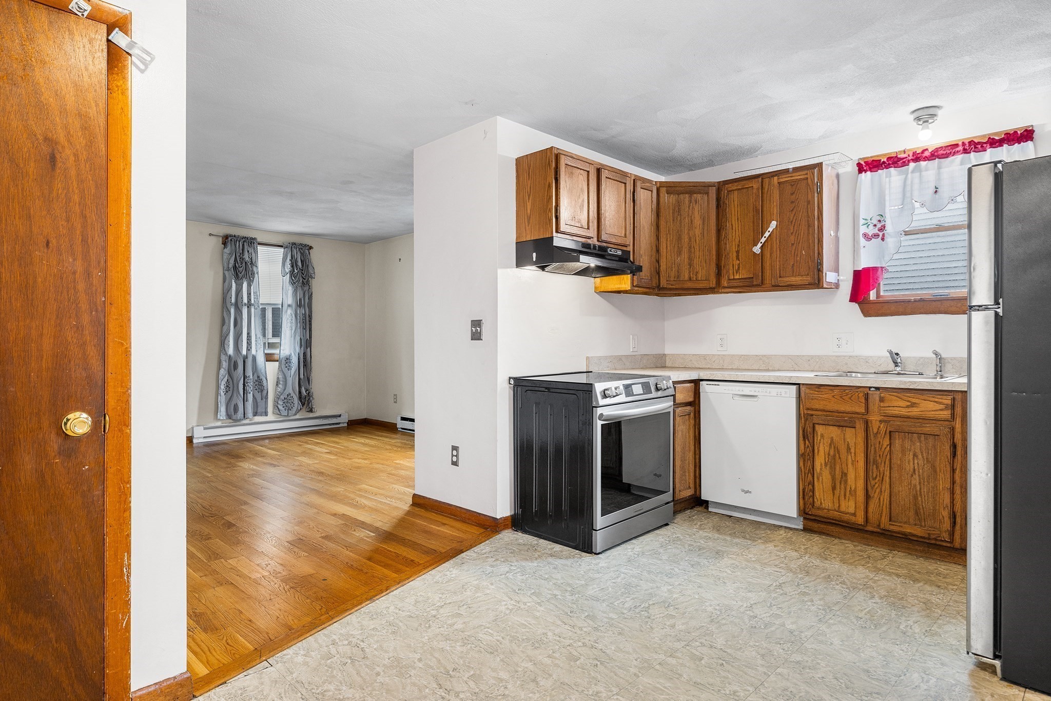 21 Hillside Avenue Unit 21, Everett, MA 02149 - Image 7