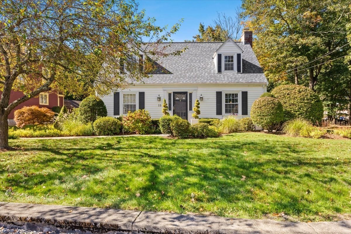 15 Troy St, Brockton, MA 02301