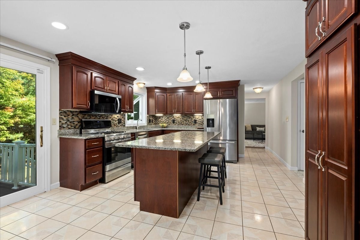 27 Sylvan Lane, Boylston, MA 01505 - Image 3