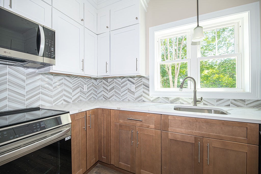 8 Meadowview Lane Unit B, Salisbury, MA 01952 - Image 6