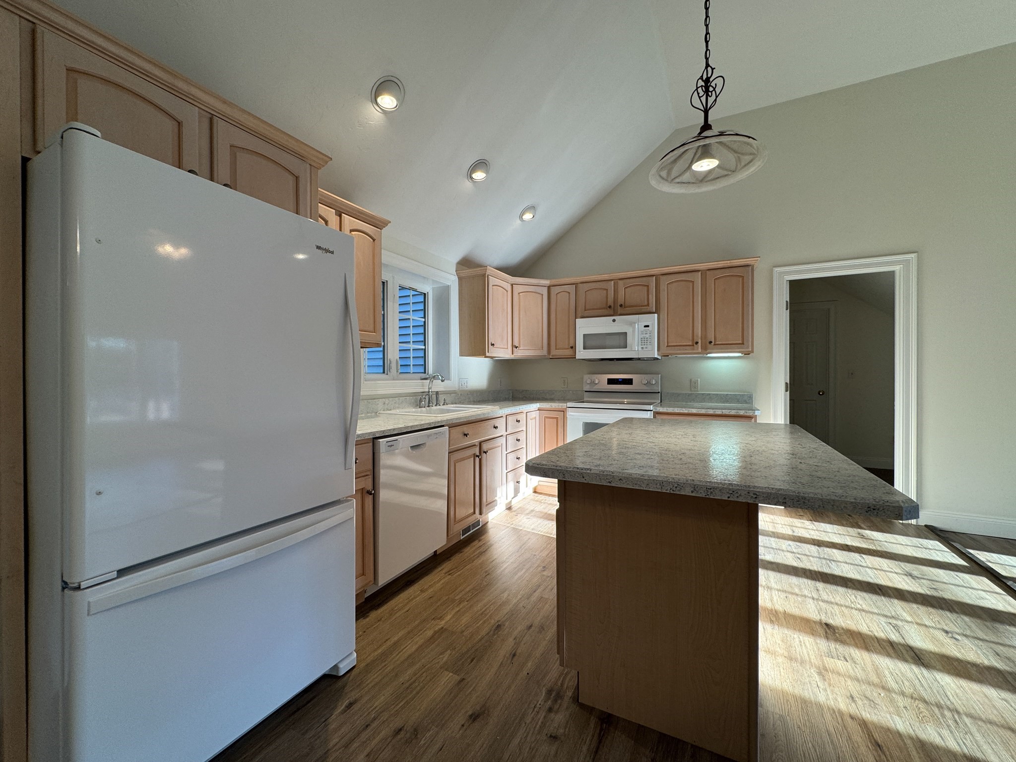 93 Porter St, Whitman, MA 02382 - Image 15
