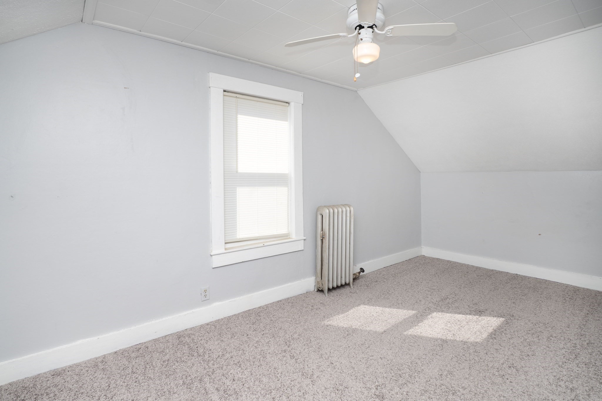 25 W 5th Ave, Lowell, MA 01854 - Image 15