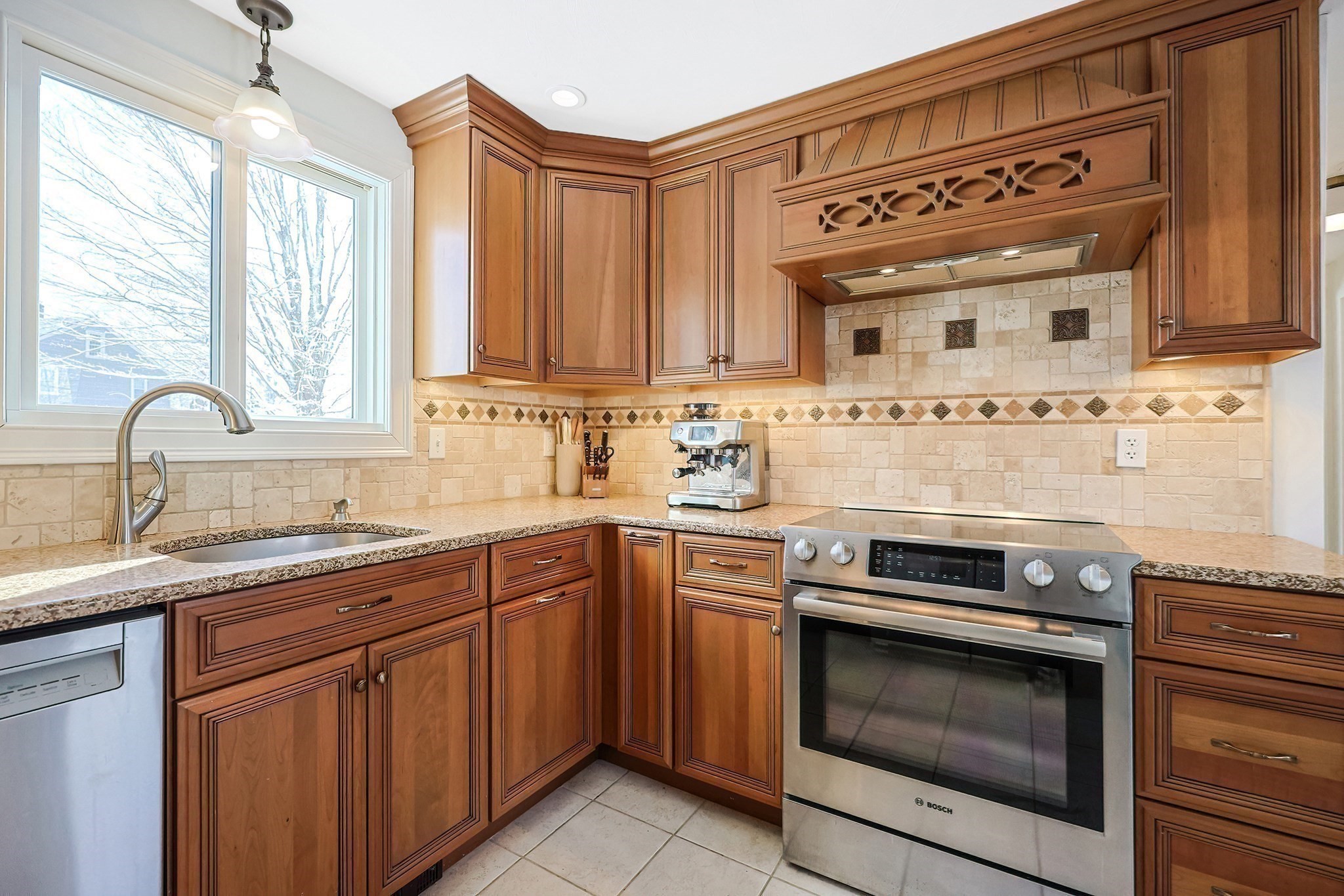 10 Eliab Latham Way, East Bridgewater, MA 02333 - Image 6