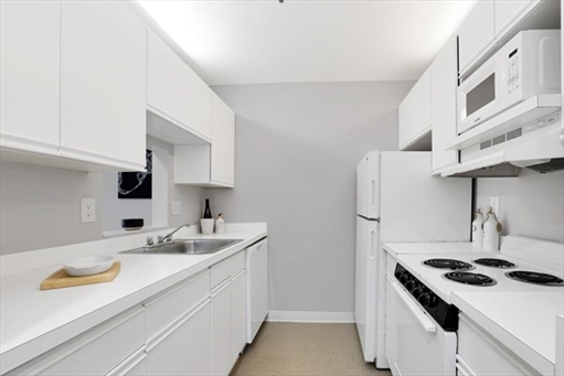 133 Commander Shea Blvd, Apt 620