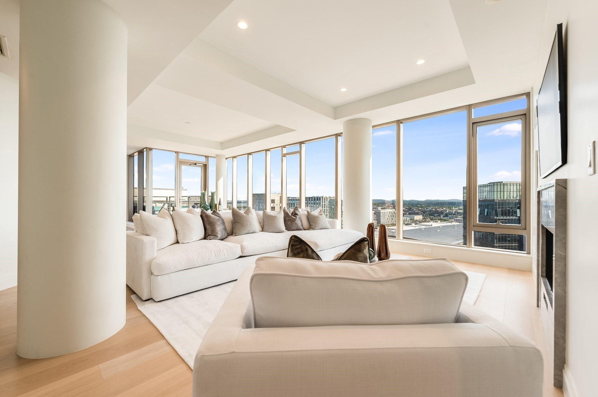 135 Seaport Blvd Unit PH3B, Seaport, Boston, MA 02210