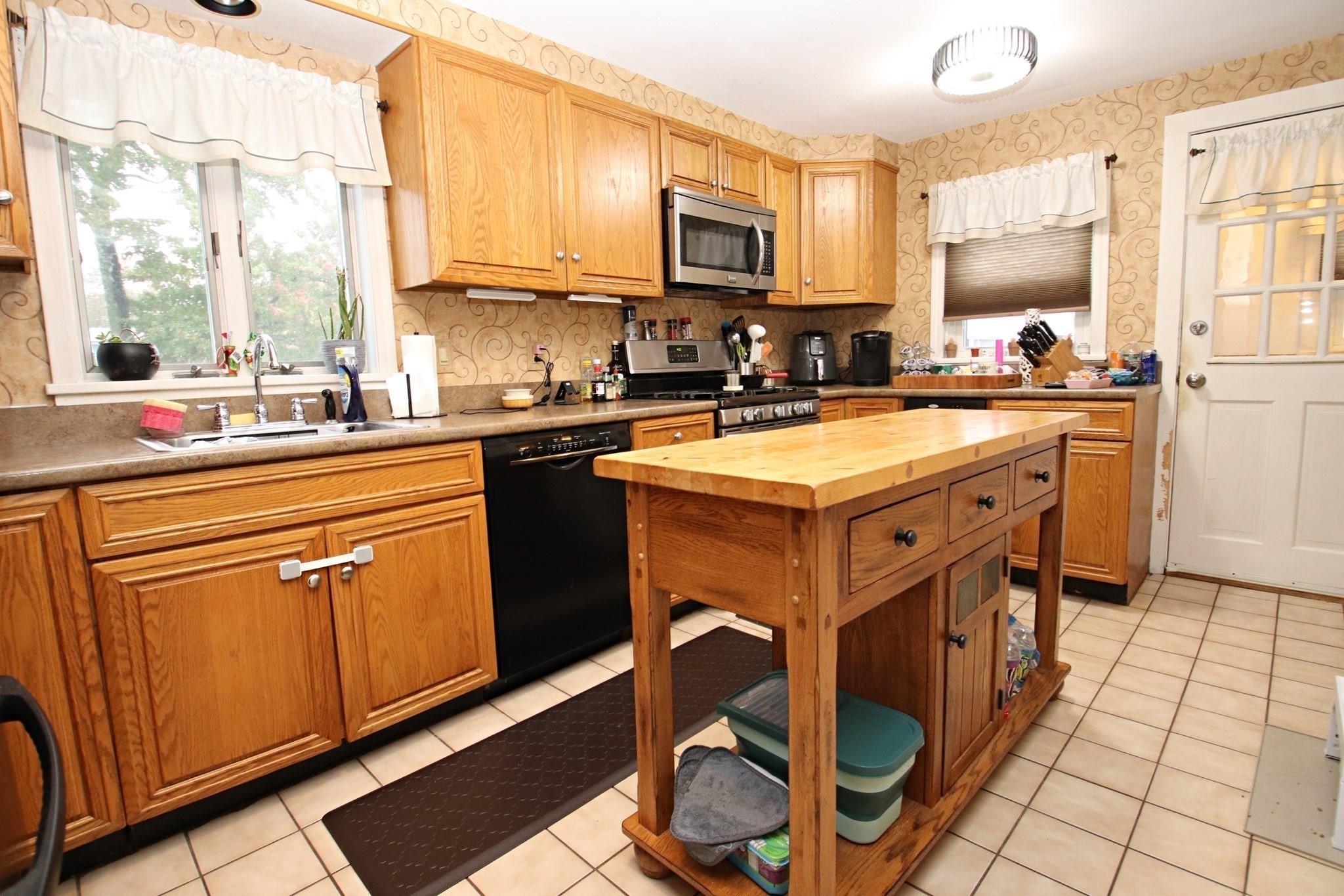 18 Nason Road, Saugus, MA 01906 - Image 4