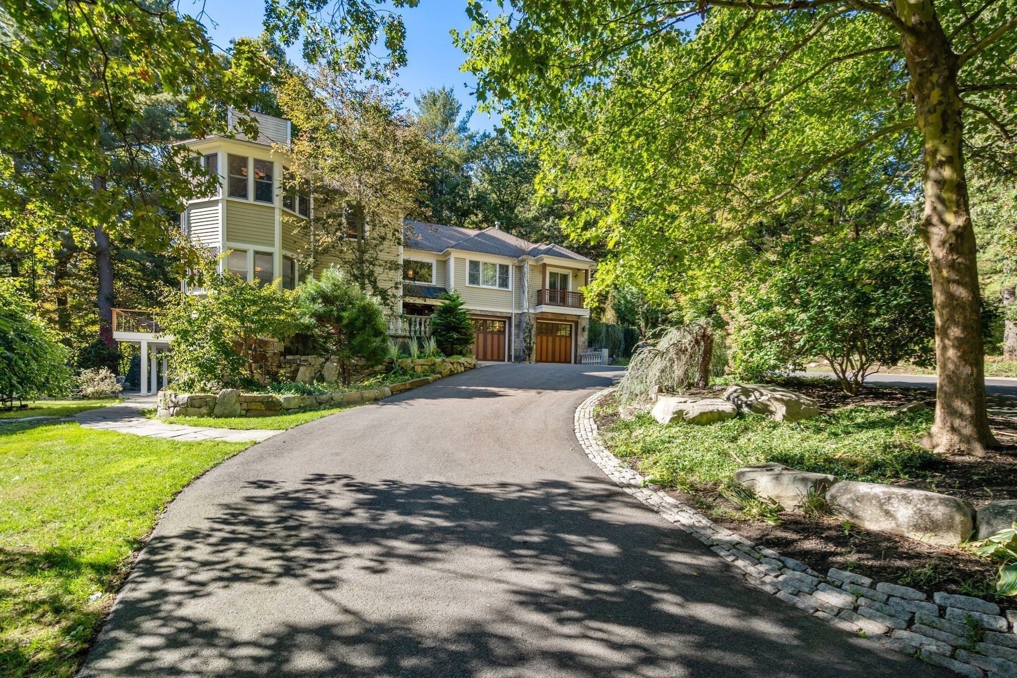 39 Westbrook Lane, Westwood, MA 02090