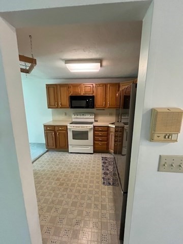 920 Ridgefield Cir Unit C, Clinton, MA 01510 - Image 9