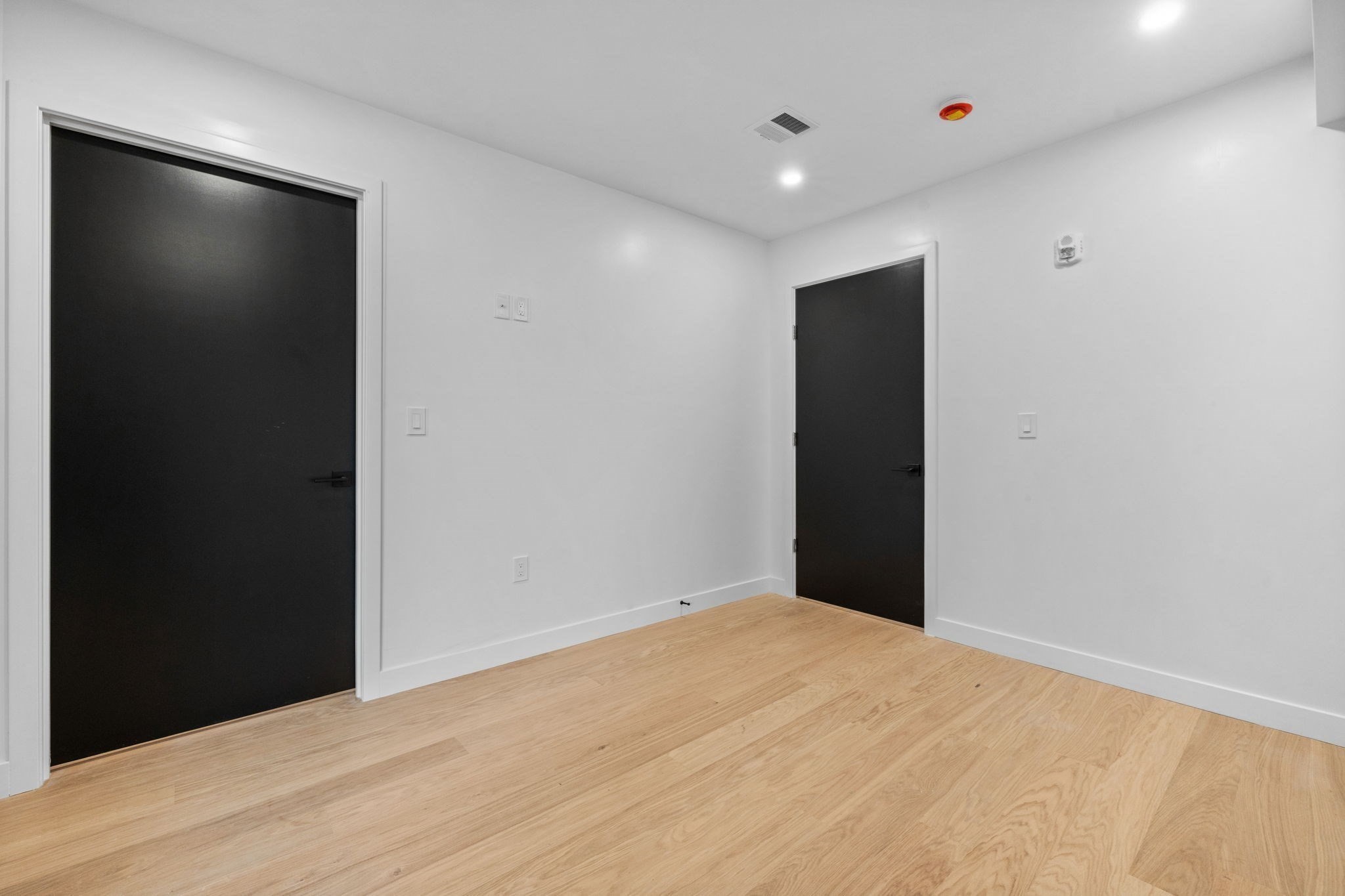 230 Everett Unit 101, East Boston, Boston, MA 02128 - Image 16