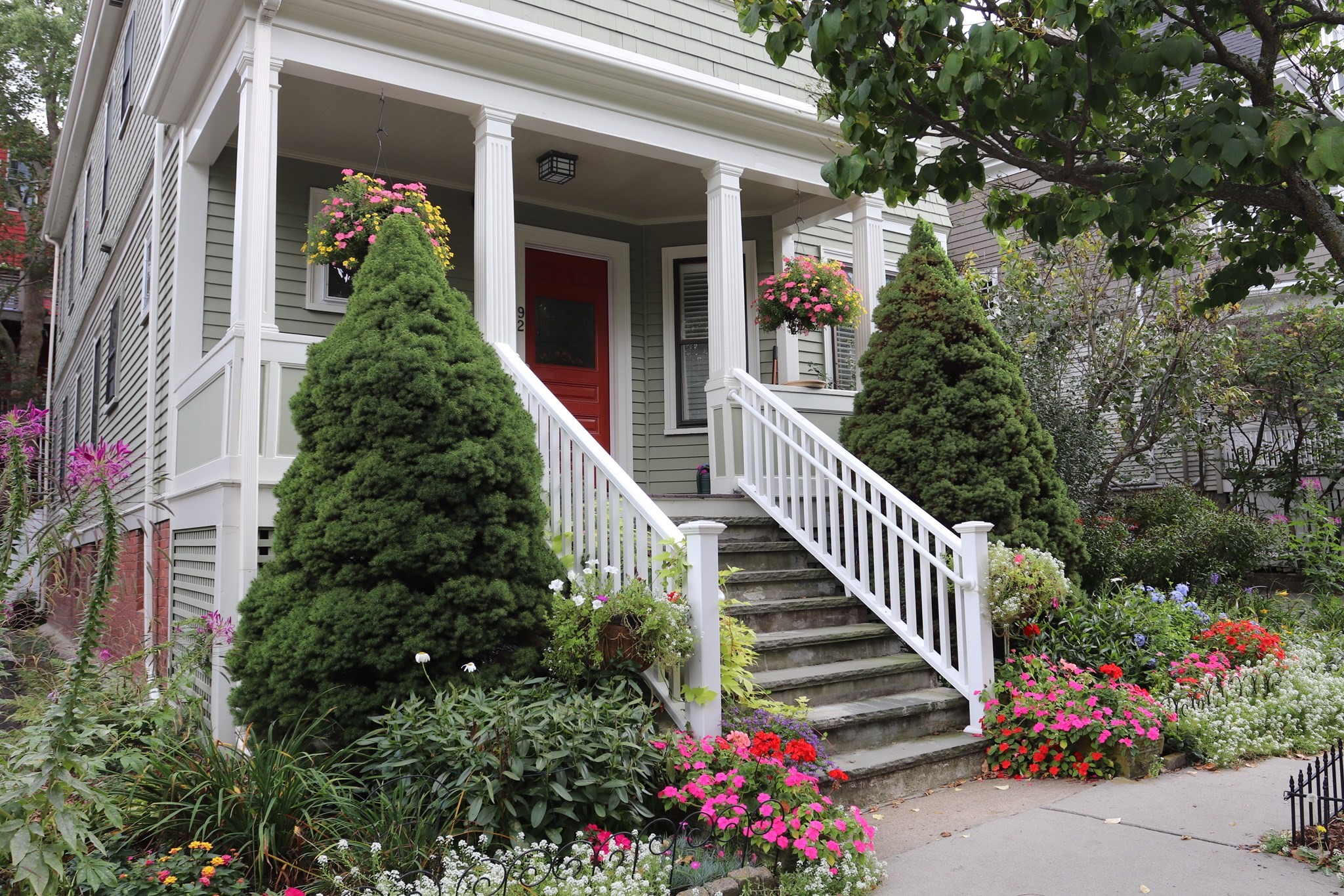 92 Fayerweather St. Unit 2, Cambridge, MA 02138