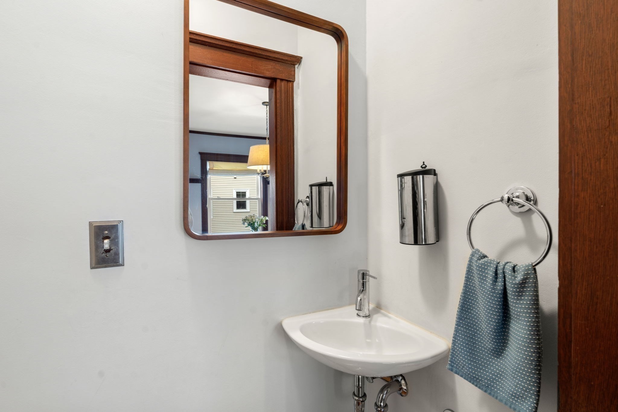 52 Hawthorne St Unit 1, Belmont, MA 02478 - Image 12