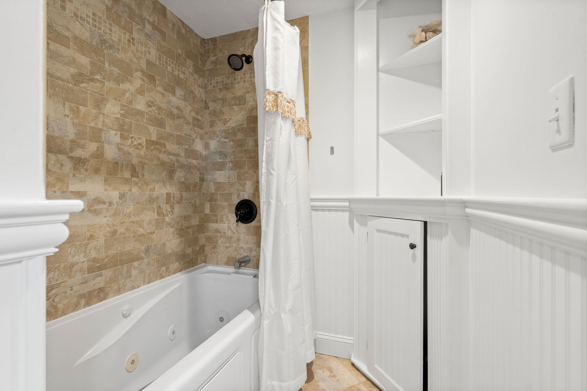 390 Central Ave, Milton, MA 02186 - Image 25