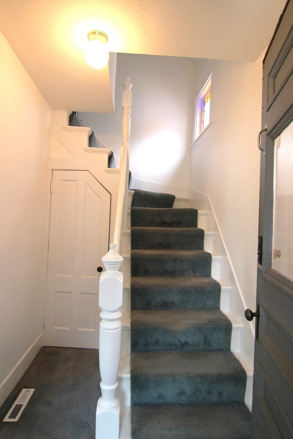 6 Leonard St, Milford, MA 01757 - Image 2