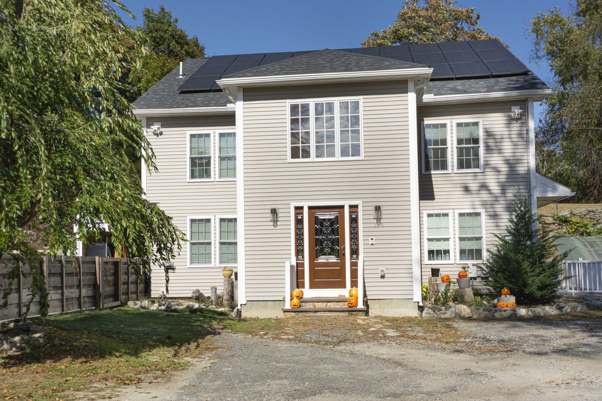 194 Worcester St, Grafton, MA 01536