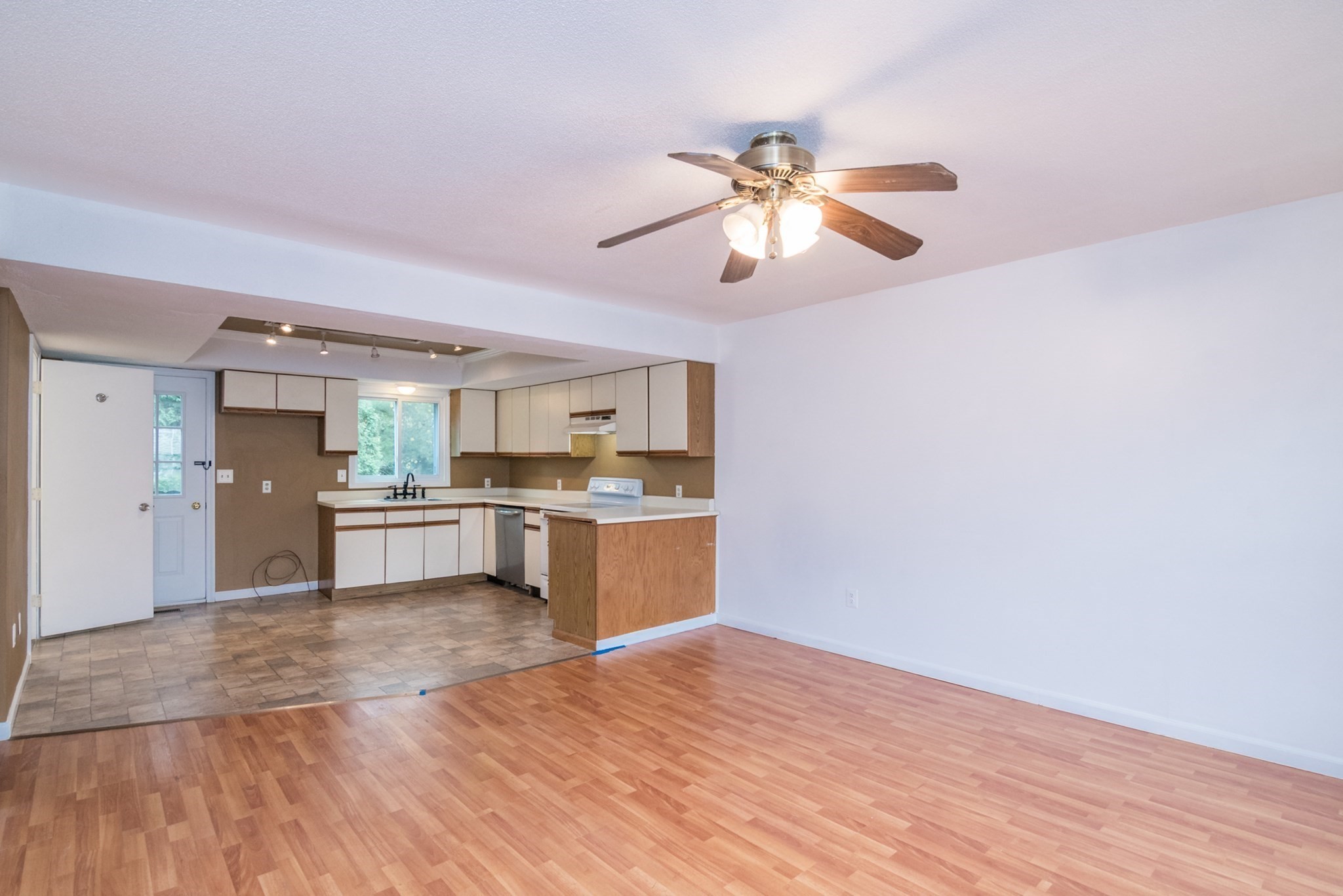 1430 Russell Rd Unit 35, Westfield, MA 01085 - Image 3