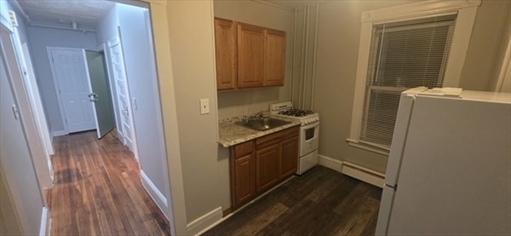 35 Sagamore st, Apt 1