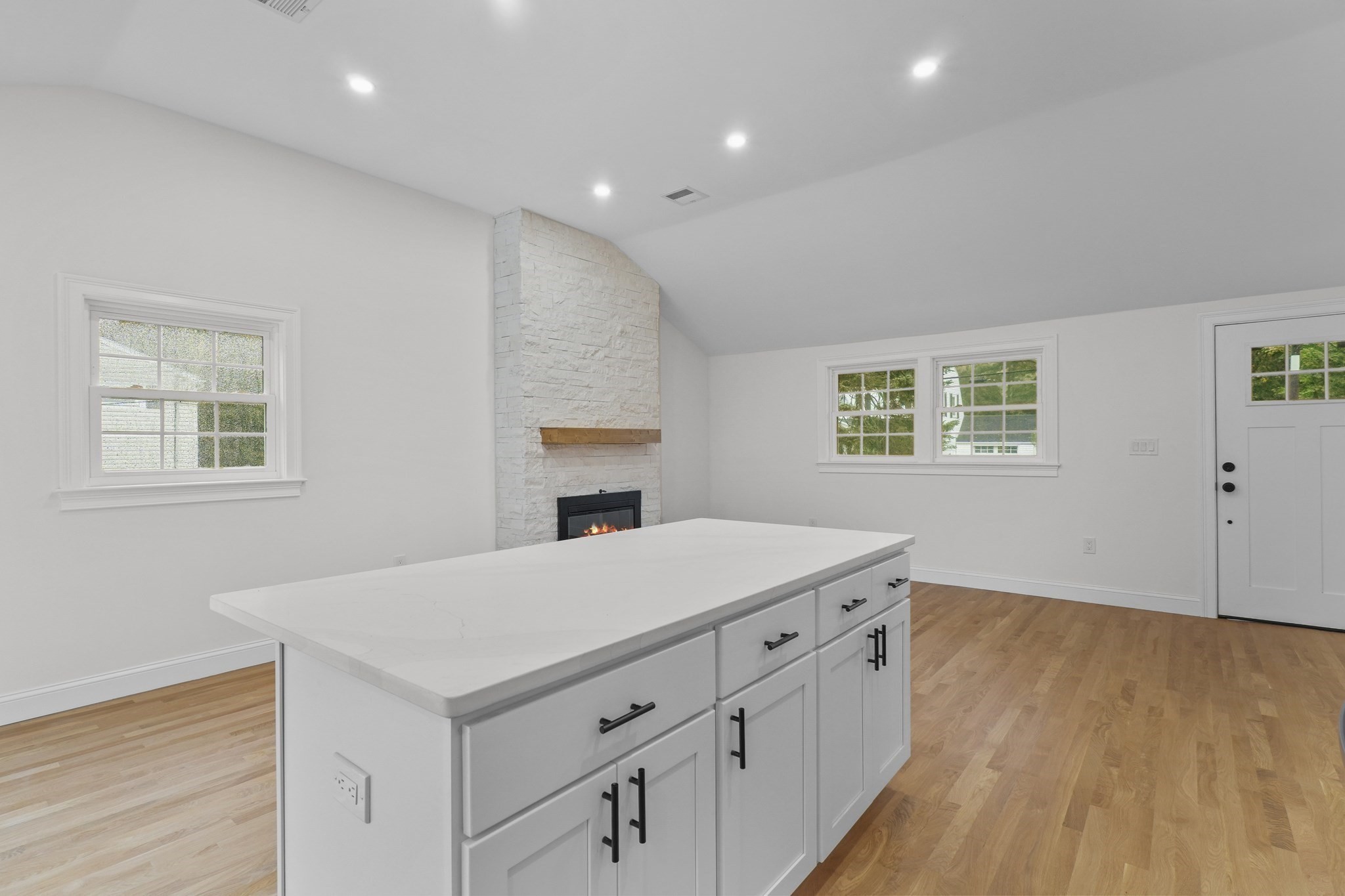 217 Central Street, Framingham, MA 01701 - Image 12