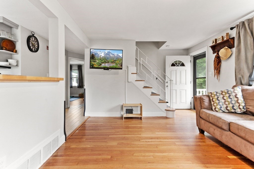 24 Western Ave, Beverly, MA 01915 - Image 10