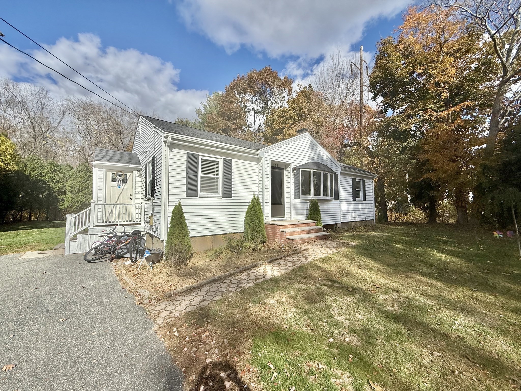 163 Atkinson Ave, Stoughton, MA 02072