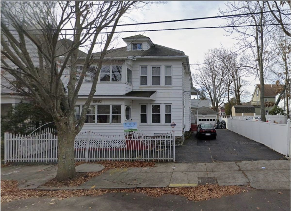 88 Columbus Ave, Lawrence, MA 01841