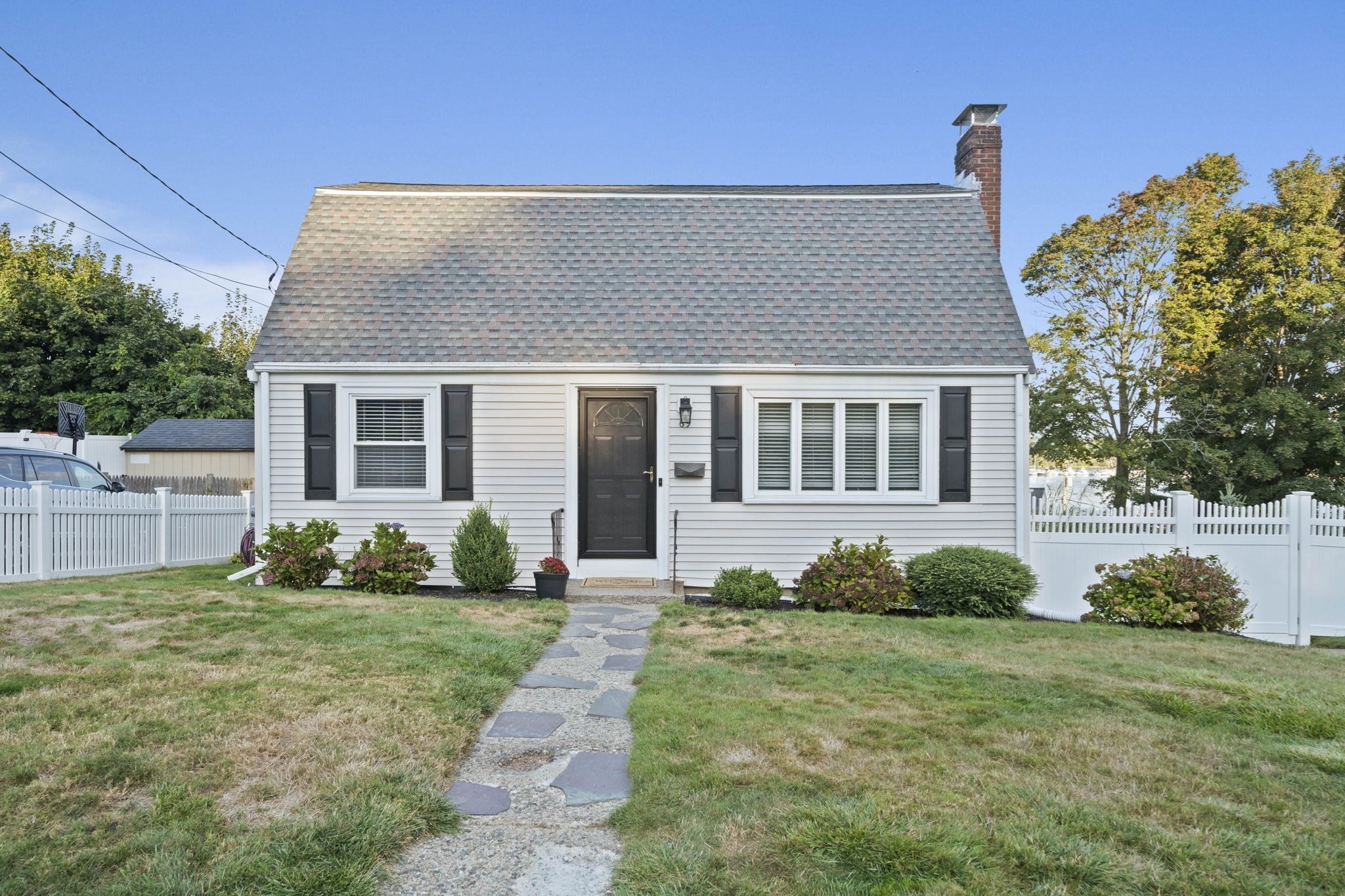 69 Great Hill Rd, Weymouth, MA 02191